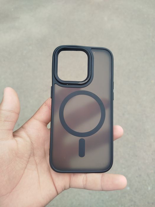 Iphone 14 pro  chihol