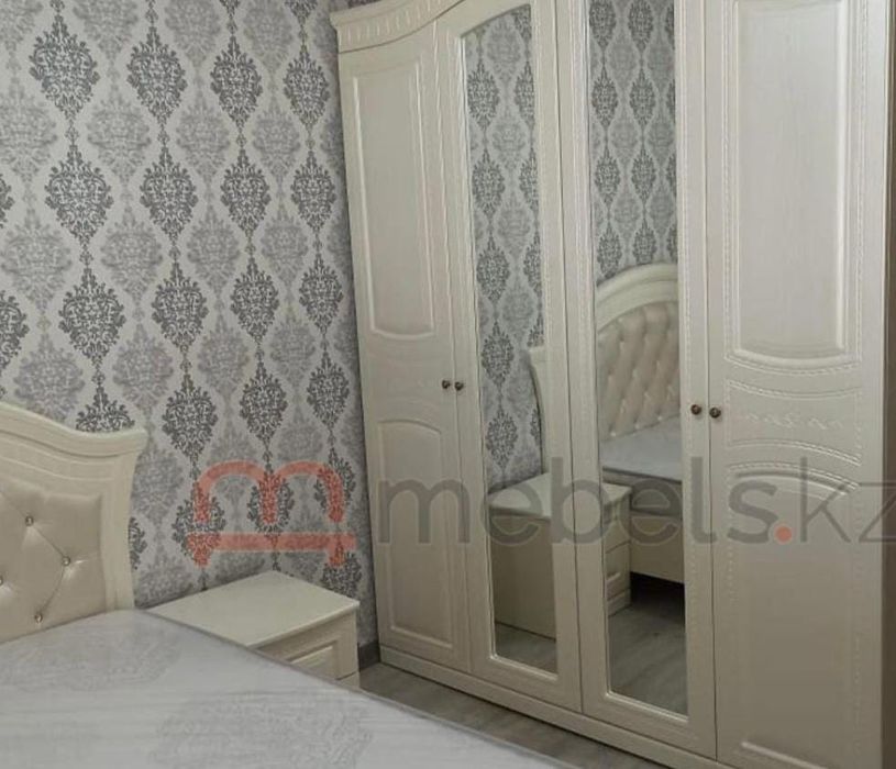 Продам спальный гарнитур