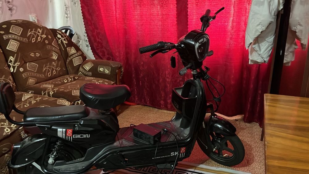 Продам электроскутер