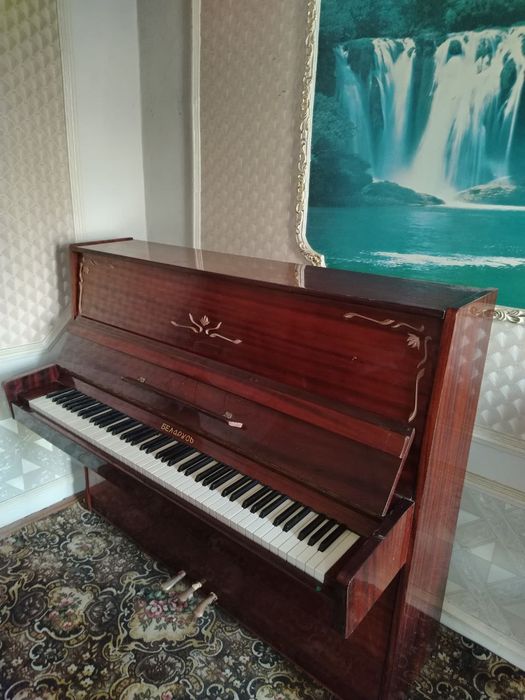 клавишный пианино