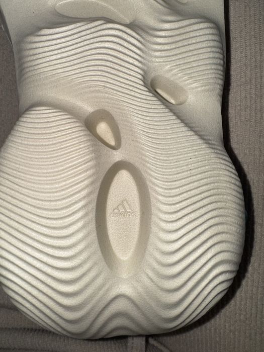 Yeezy foam runner “Sand” 36-37р