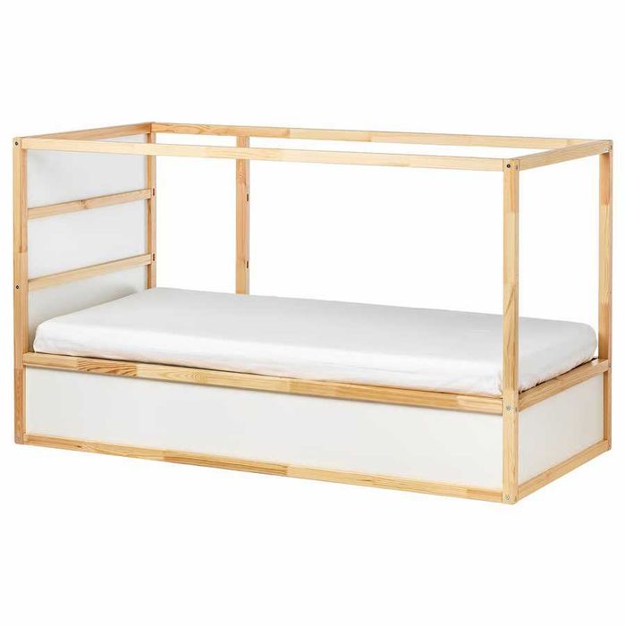 Set Ikea pat copil suspendat reversibil din lemn Kura cu saltea Agnotes + cort pat Kura , 90 x 200, stare perfecta, instructiuni