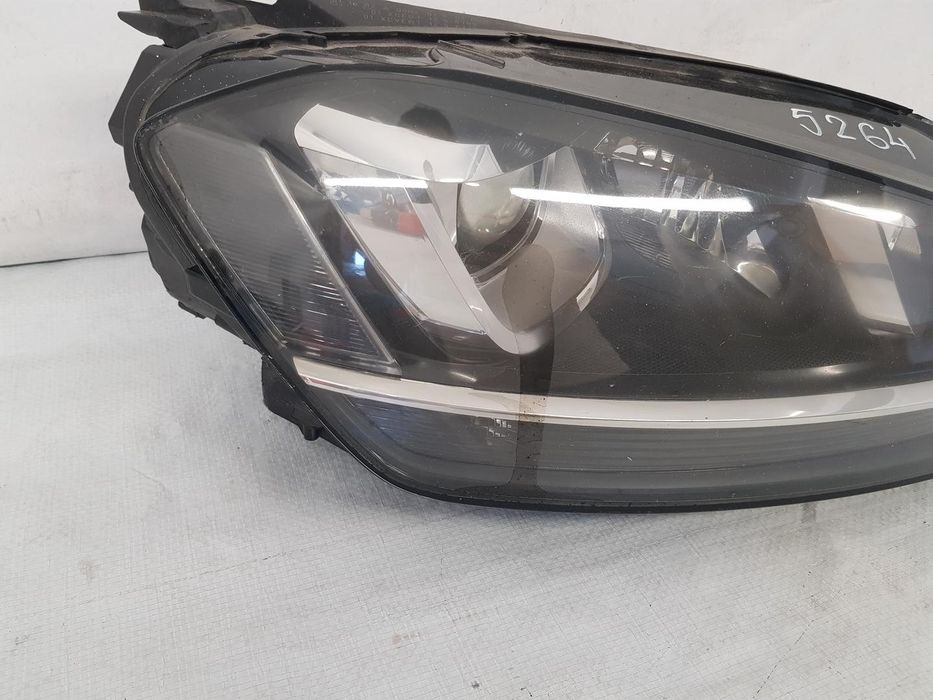 Far dreapta Xenon VW Golf 7 dupa 2013