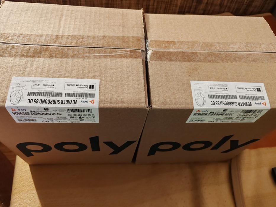 Poly Voyager surround 85 uc
