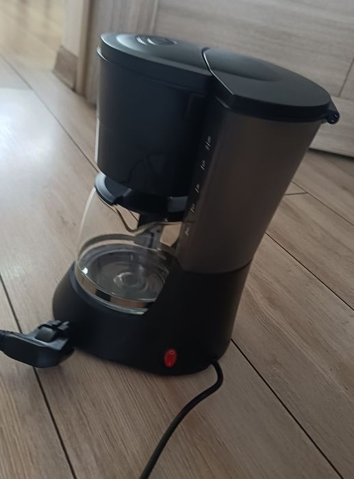 Продам кофеварку, сатылады