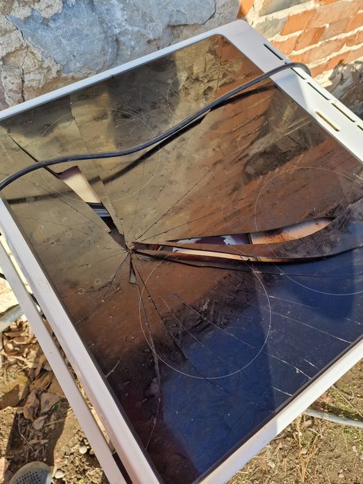 Печка Горение работеща /счупен плот/