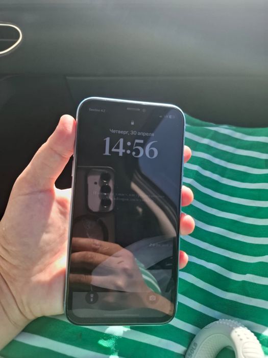 Айфон XR  продам