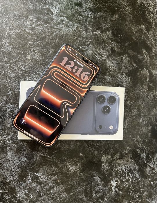 Iphone 17 Pro Deep Blue