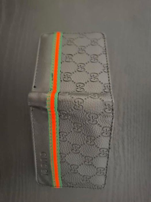 portofel gucci nou