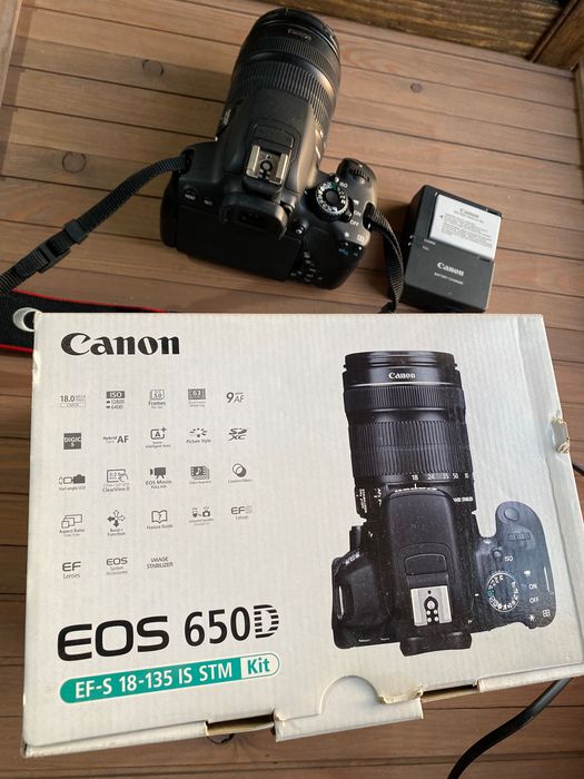 Фотоаппарат Canon 650D