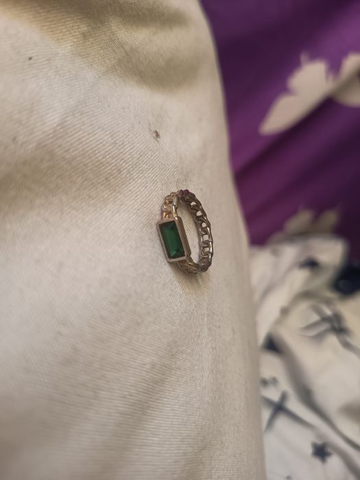 Vând inel de colecție platină cu turmalina