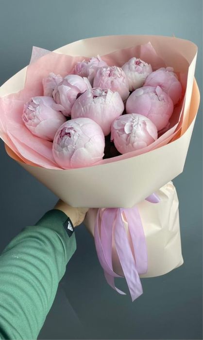 Пионы, розы, цветы букеты оптом розницу