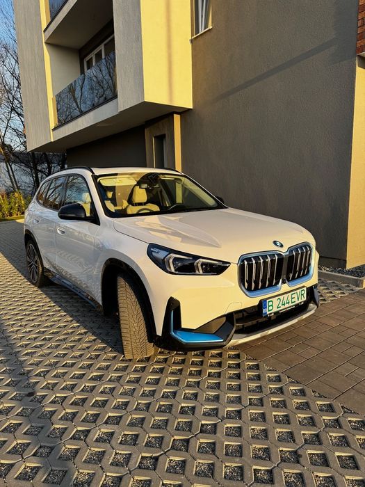 BMW iX1 BMW IX1, Electric Dual Motor, 65kw baterie, 313 CP