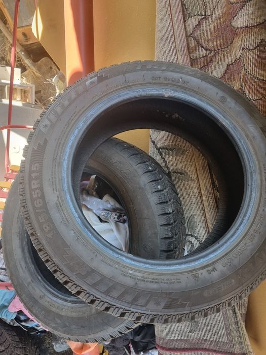 Продам зимние шины r15
