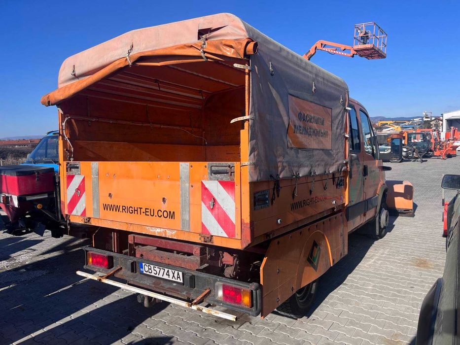 Товарен автомобил Iveco Daily