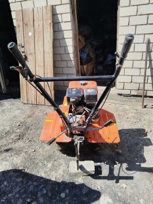 Продам мотоблок P.I.T .. 7.5 л/с