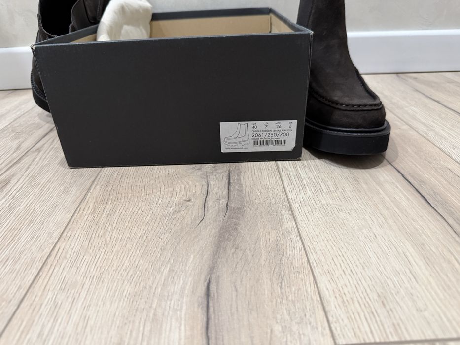 Продам мужские ботинки Massimo Dutti.