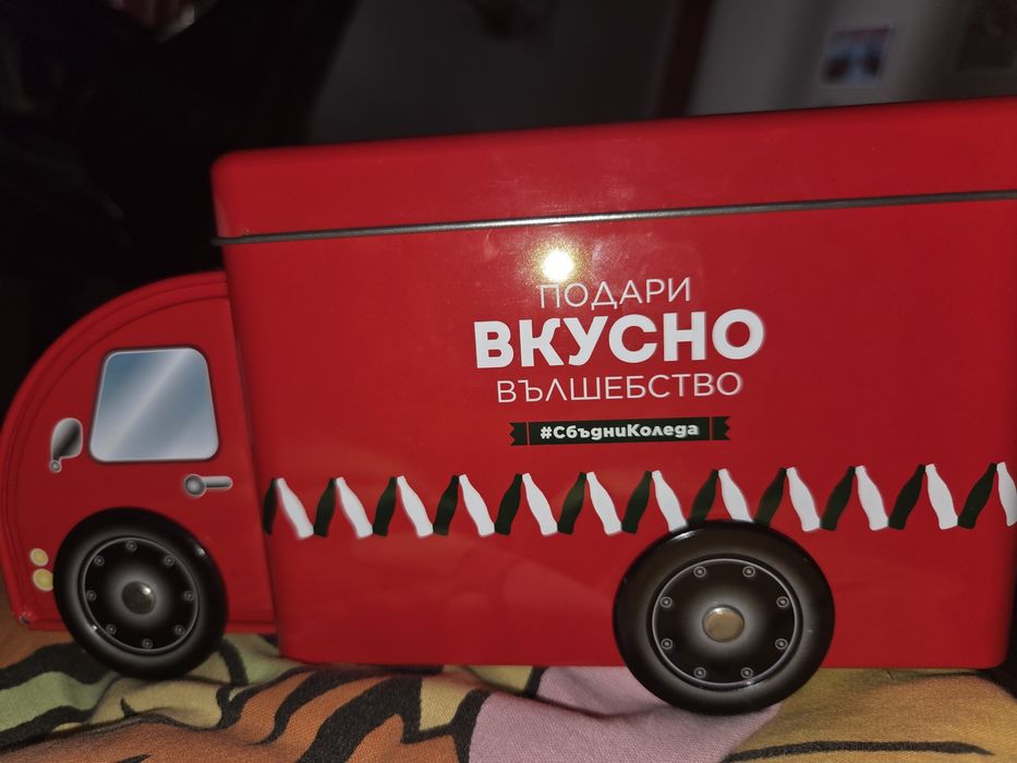 Продавам 2 камиончета на Кока Кола