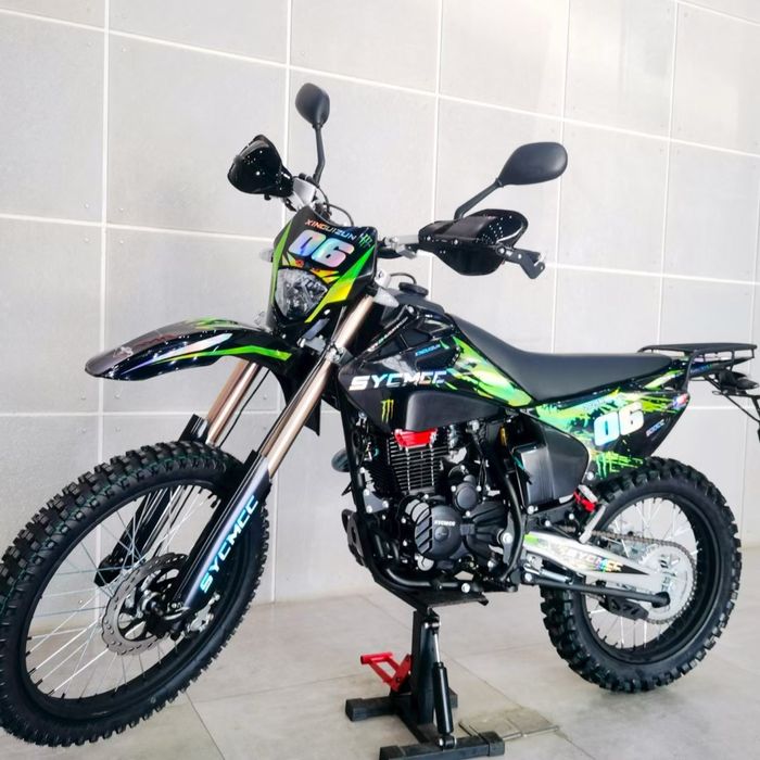 300 куб эндуро 06 14л бак 2026