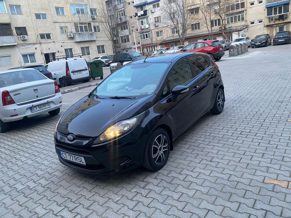 Vând Ford fiesta an 2011 motor 1.6 diesel
