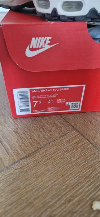 Nike Air Max 95 Premium "Daisy Chain"