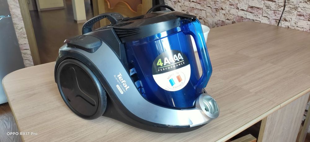 Продам пылесос Тефаль почти новый