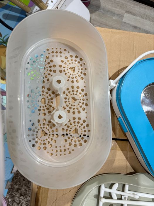 Стерилизатор за бебешки шишета Avent