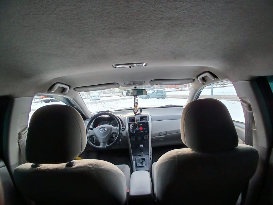 Срочна продам Toyota corolla 2008