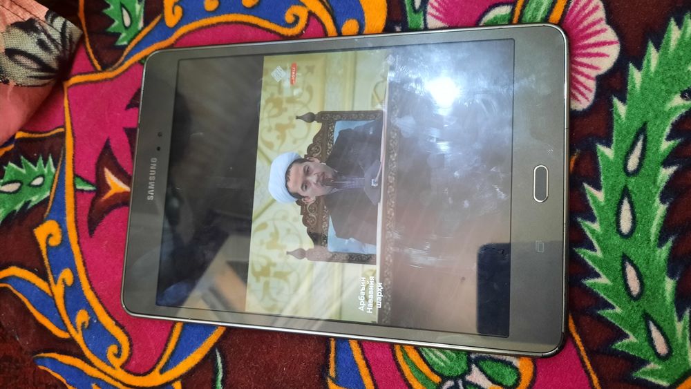Самсунг таб А плашет