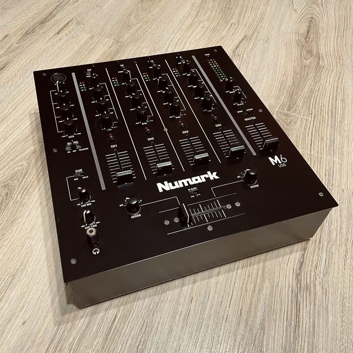 SET DJ: x2 Reloop RMP 2.5 + Numark M6