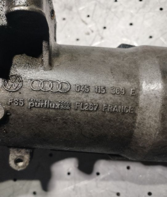 Carcasa filtru ulei 045 115 389 E Skoda Octavia a 2-a generatie seria