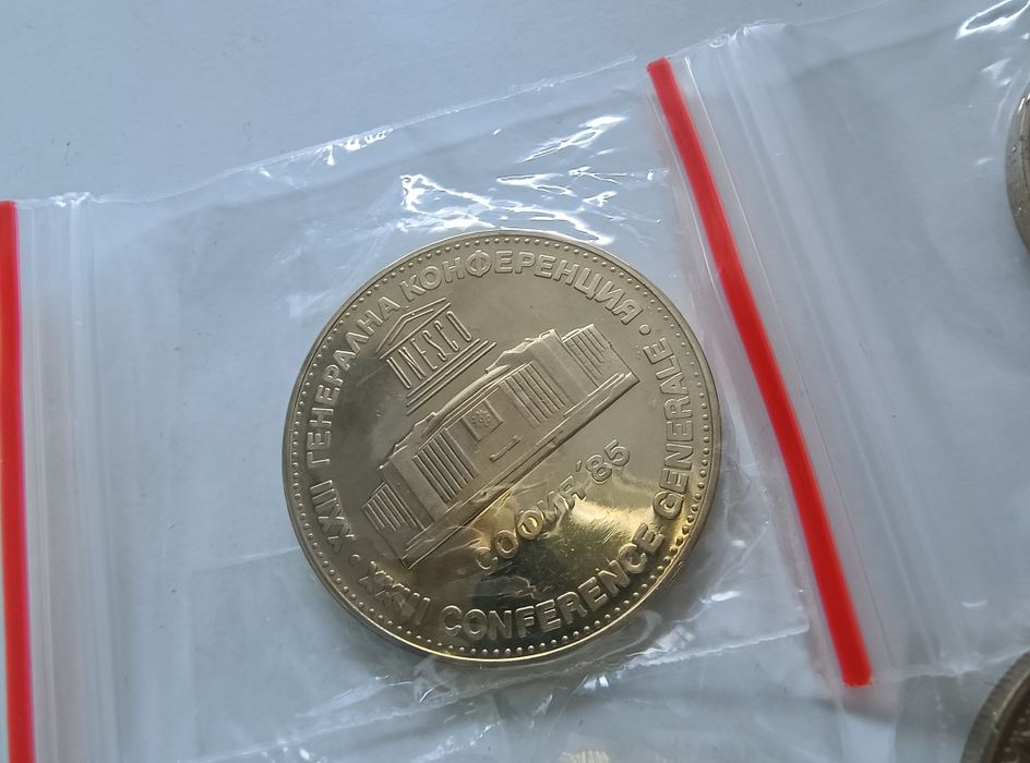 189€  колекция 10 бр минт юбилейни монети България