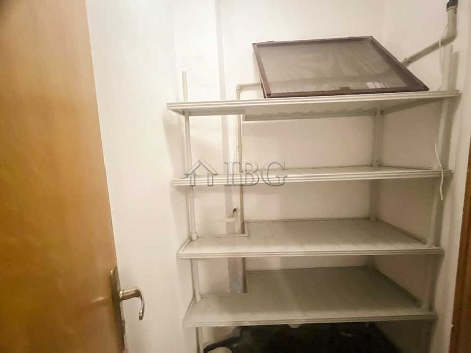 Дава се под наем Офис в Русе, Център - 220 кв.м за 850 € - Снимка #7