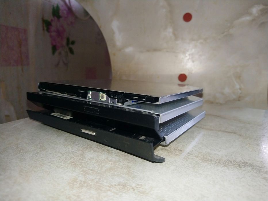 Продам дисковод для ноутбука