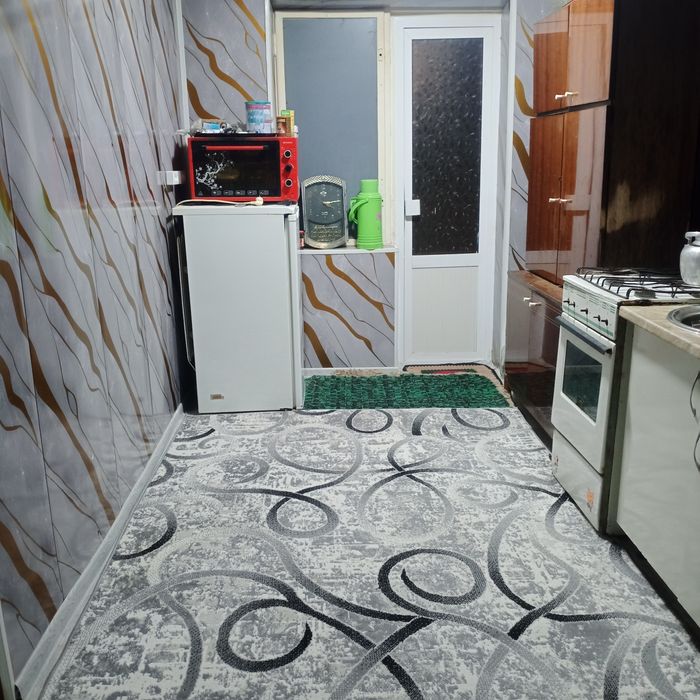 Kogon shaharda barcha qulayliklarga ega 1 xonali kvartira sotiladi