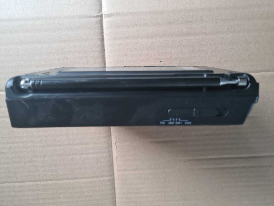 Radio Hitachi KH-D650 World Receiver - digital