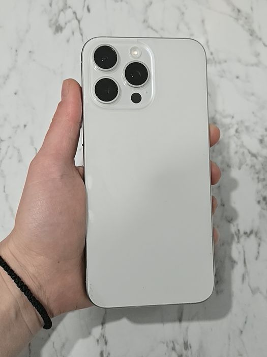 Vand/schimb iPhone 15 pro max 256gb white