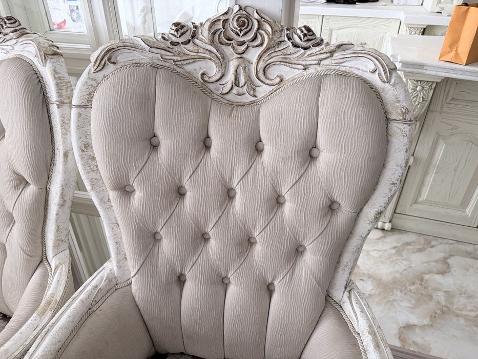 Классический комлект диван + 2 кресла