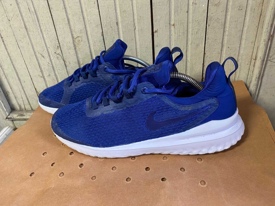 ''Nike Renew Rival ''оригинални маратонки 45.5 номер