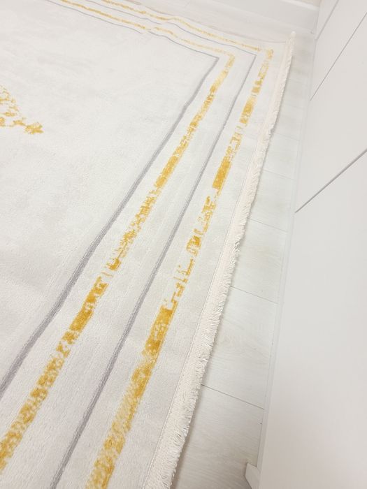 Продам новый палас 2х3м