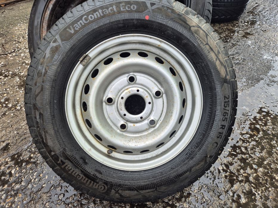 Резервна гума за бус Форд транзит 2022/ 6.5ж Х15/ ет 60/