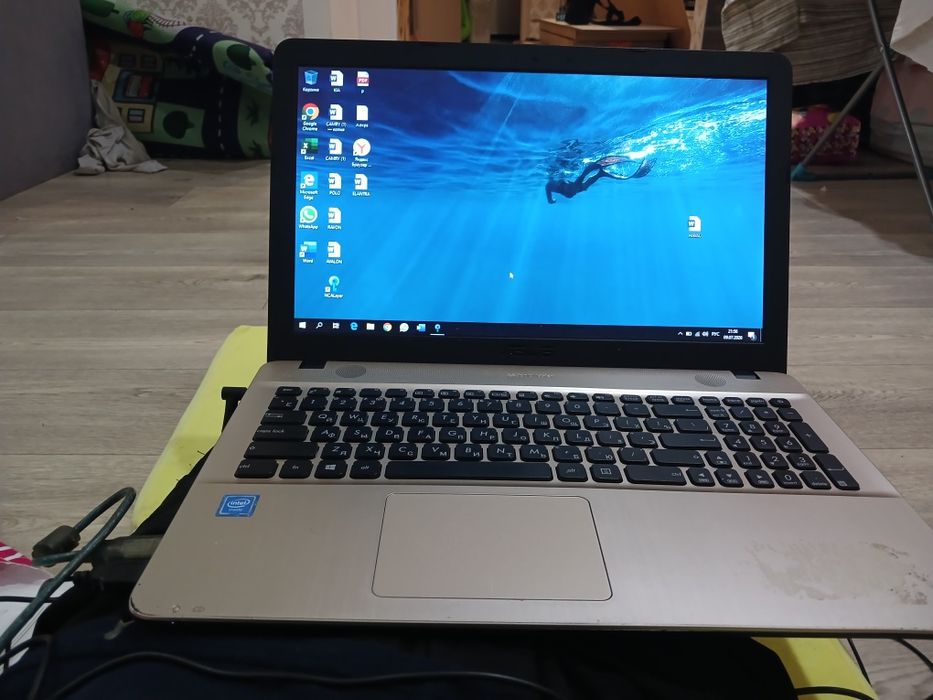 Продам ноутбук Asus