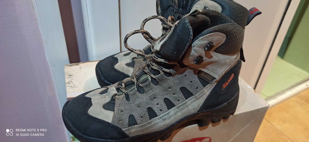 Туристически обувки Olang