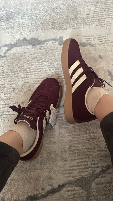 Кроссовки Adidas