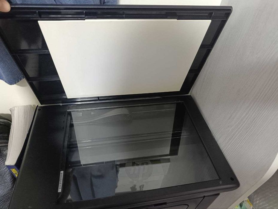 HP LaserJet M1132 MFP — 3 в 1 (Принтер / Сканер / Копир)