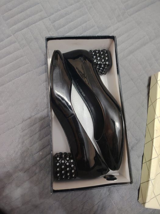 Туфли и Кроссовки