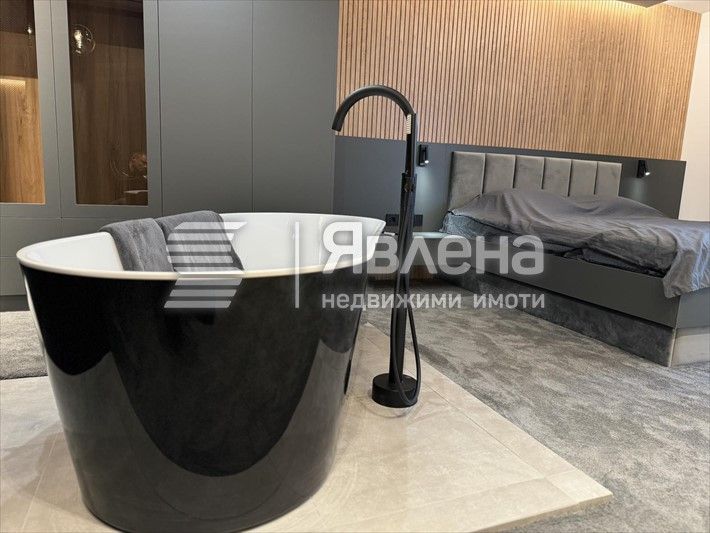 Продава се Тристаен апартамент в София, Манастирски ливади - 183 кв.м за 3599 €/кв.м - Снимка #10