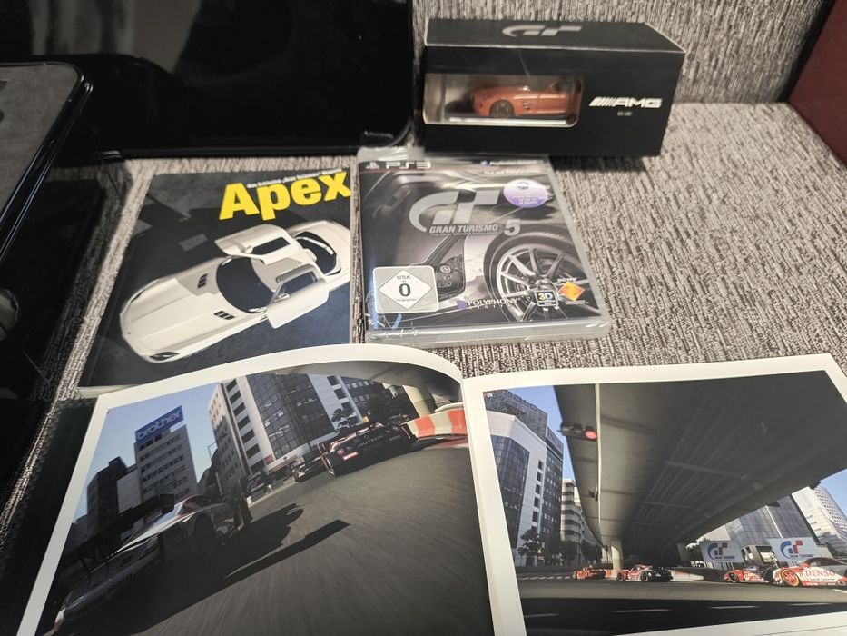 Gran Turismo 5 Signature Collectors edition PS3
