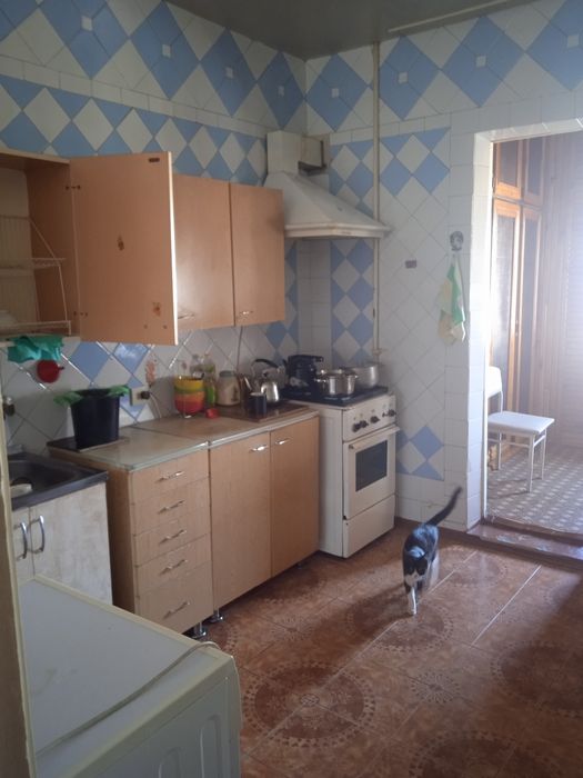 Срочно Продается квартира 3 х комнатная