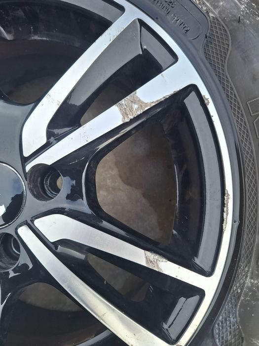 4бр. Джанти с гуми 15 цола 4х100 Kia Rio / Киа Рио 2015г.